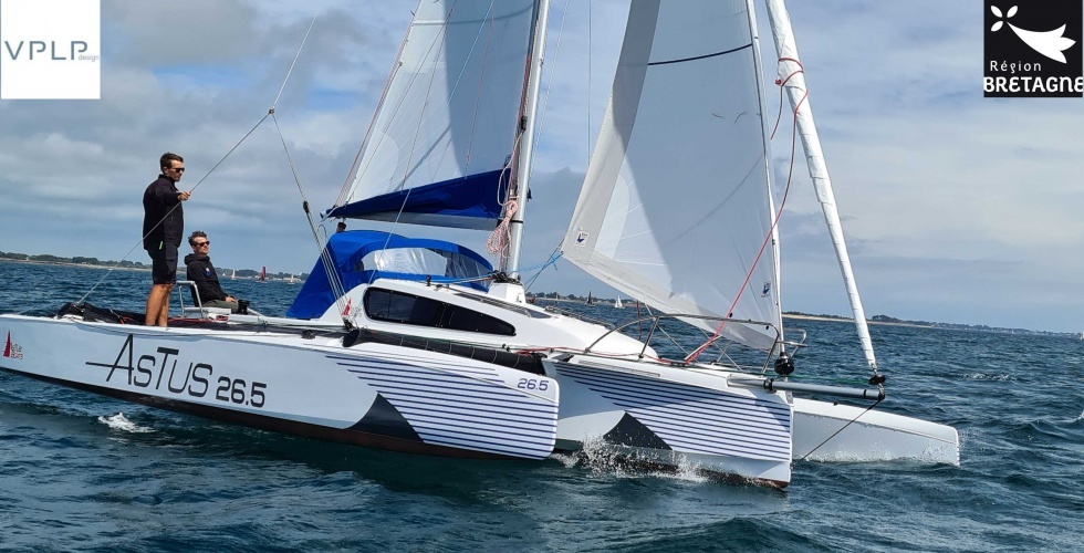 Astus 26.5 et élection du Voilier de l'année - Voile Magazine