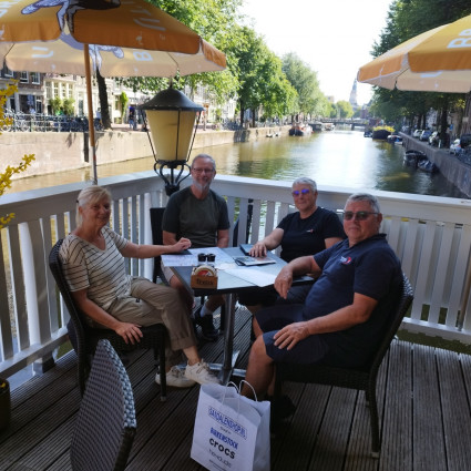 Petite pause : il fait vraiment chaud .